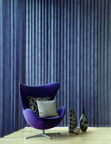 Floral roller blind